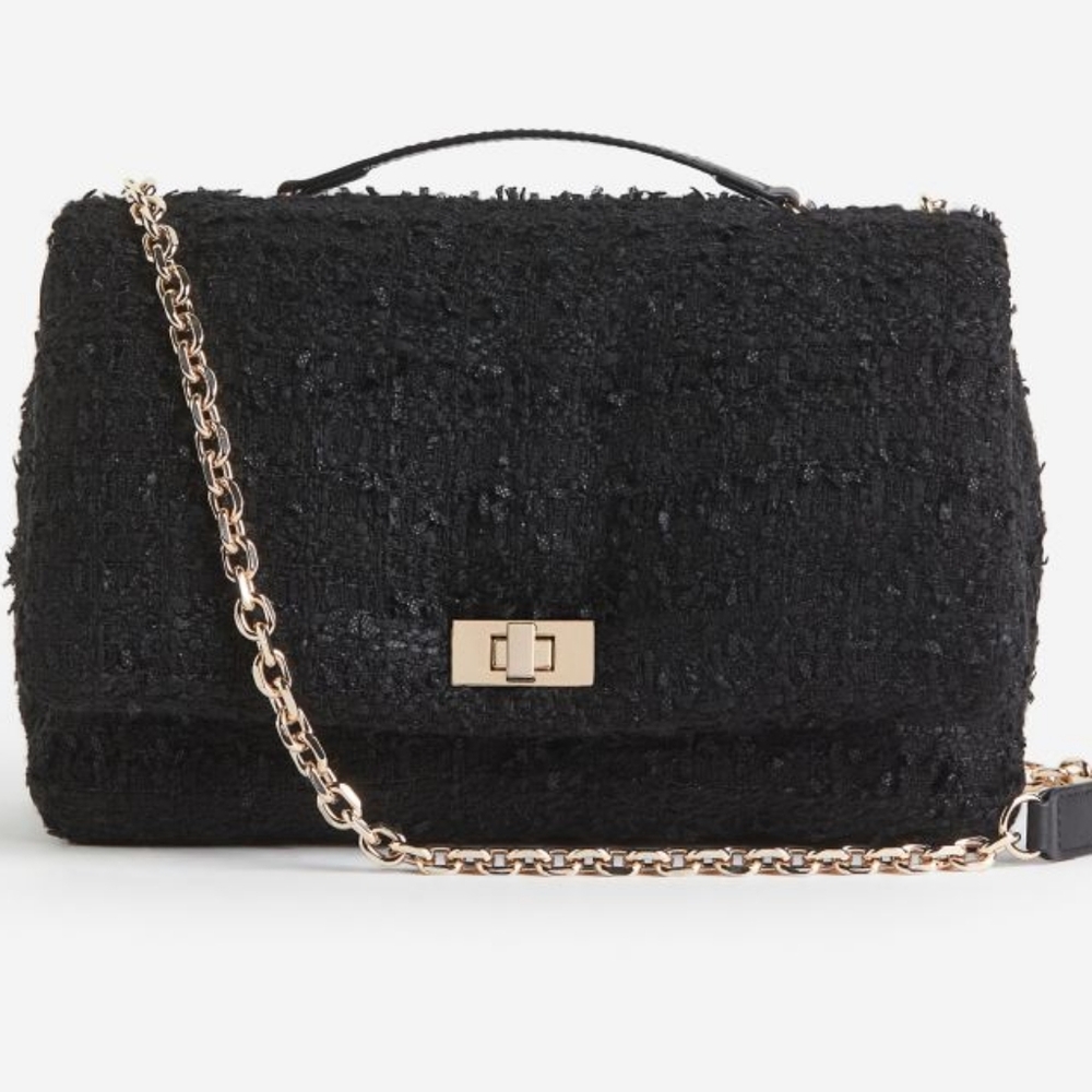 H&M Textured large bag chain strap Black Textured Handbag new